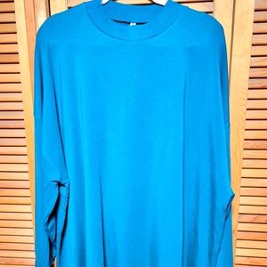 Tunic length sweatshirt